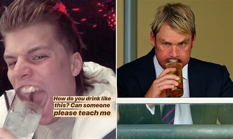 2:45 legbreakgoogly 11 102 просмотра. Shane Warne's son Jackson, 19, recreates his infamous beer ...