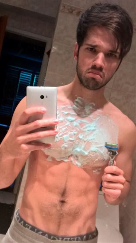 Kress has been acting since the age of four and played the role of freddie benson on the. Shirtless Nathan Kress shaving | Nathan kress, Celebrity ...