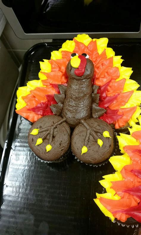 Holiday desserts turkey cupcakes turkey cupcakes cake kid cupcakes holiday crafts thanksgiving sweets cupcake cakes pull apart cupcakes cupcake designs. Funny Thanksgiving Cake Fails - CamTrader