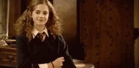 Search, discover and share your favorite hermione granger gifs animation online. Hermione Granger Harry Kampf GIF - HermioneGranger HarryKampf FunnyFace - Discover & Share GIFs