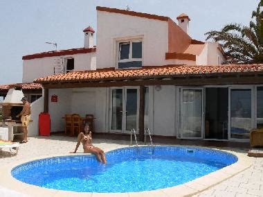 Hier sehen sie 167 ferienhäuser und ferienwohnungen auf fuerteventura. Ferienhaus Corralejo Sunshinevilla La Playa Ferienhaus ...