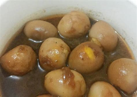 Rasa semur yang manis dan gurih akan membuat anda makan banyak saat sarapan. Resep Semur Telur Puyuh Mpasi 1+ oleh Non Wulan - Cookpad
