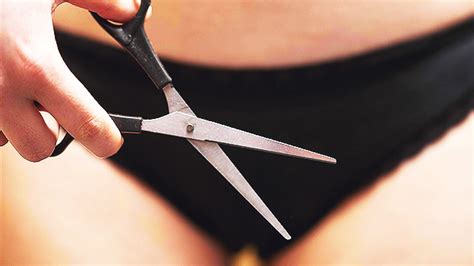 Regardless of whether you trim your pubic hair or the length you trim it, remember to moisturize with an oil. Gimmehear: 5 WAYS TO SHAVE PUBIC HAIR by Temi Badmus - GBETU TV