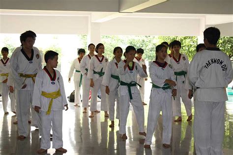 Gracias madres ursulinas por formar nuestro colegio santa ursula, un espacio de tradiciones, de encuentro y de principios. Kampus Santa Ursula BSD