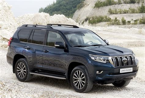 But, it is so versatile. Nova Toyota Land Cruiser stiže u aprilu iduće godine ...