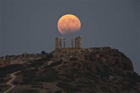 The key to lunar eclipse. Eclipse lunar julio 2018: Cómo ver y fotografiar luna roja ...