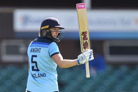 Explore tweets of heather knight @hknightsf on twitter. Heather Knight excited as women's cricket gets nominated ...