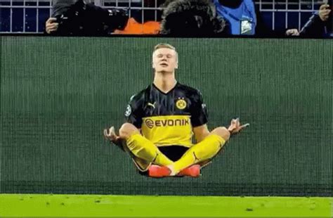 Borussia dortmund forward erling haaland has said his zen celebration was inspired by his love for erling haaland scores for borussia dortmund against psg. Haaland Yoga GIF - Haaland Yoga Ioga - Discover & Share GIFs