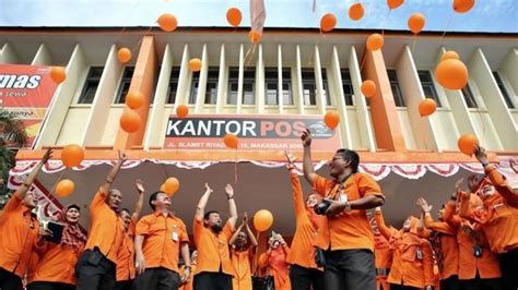 Lowongan kerja tahun 2021 lowongan kerja sma smk d3 s1 loker terbaru semua jurusan lowongan bank lowongan bumn lowongan cpns pt pos indonesia yang saat ini sedang mencari atau menginginkan kandidat terbaik dengan kualifikasi yang sesuai dan cocok untuk posisi. PT Pos Terancam Bangkrut? Bayar Gaji Karyawan dengan Pinjam Uang Bank, Begini Reaksi Komisi IV ...