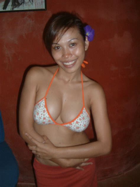 Our privacy policy has been updated, if you agree to our policy, please continue to our site. Busty Thai gf with big nipples shows her pussy. Picture #5