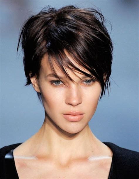 Coupe de cheveux courte pour quel visage 2015. Coupe de cheveux courte pour femme été 2016 - Les plus ...