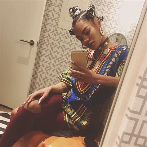 Watch teyana taylor teach our editors how to do the fade from kanye west's new music video. Teyana Taylor on Kanye West's "Fade," Her Workout, and ...