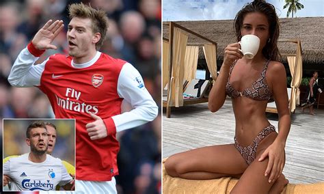 Nicklas bendtner og philine roepstorff fortæller om deres første møde og deres stormende forelskelse. Nicklas Bendtner Has Ditched Football To Star In A Reality ...