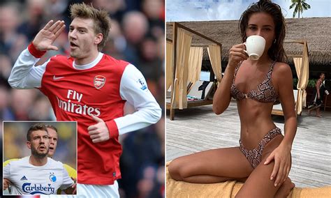 Nicklas bendtner og philine roepstorff fortæller om deres første møde og deres stormende forelskelse. Nicklas Bendtner Has Ditched Football To Star In A Reality ...