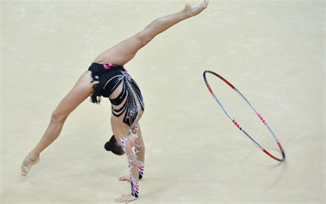 As olimpíadas tiveram origem na cidade de olímpia em 776 a.c., por isso, recebem esse nome. Ginástica rítmica - 1º dia de eliminatórias - Fotos - UOL ...