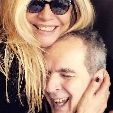 He is a celebrated news anchor. L'ex compagna di Lamberto Sposini: 'Non accetto che gli ...