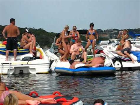 It's very different from the familiar landscape i see from the windows at home. Possum Kingdom Lake, Labor Day Weekend Party at Hells Gate ...