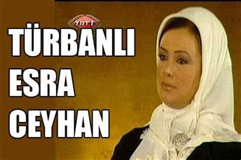 Ardından atv'ye geçmiş ve bir ekran klasiği haline gelen esra ceyhan'la a'dan z'ye isimli programı yıllarca sürdürmüştür. Türbanlı Esra Ceyhan haberi