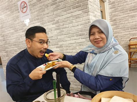 Isteri separuh masa epsidoe tonton online merupakan drama adaptasi novel karya suri ryana. Dulu Berat 130kg Kini 65kg Berkat Isteri Konsisten ...