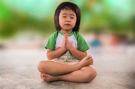 Terima kasih ya bapa, engkau telah menyertai kami satu persatu ke sekolah ini. Cara Menggambar Doa Bapa Kami - Doa Bapa Kami || Quiel ...