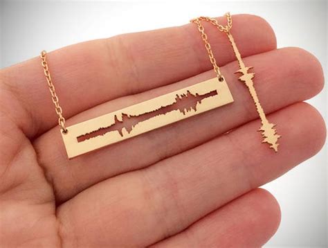 Cute coordinated outfits for couple sends a message that you are a team, thus displaying your strong bond with each other. 43 BEST Matching His And Hers Necklaces for Boyfriend And ...