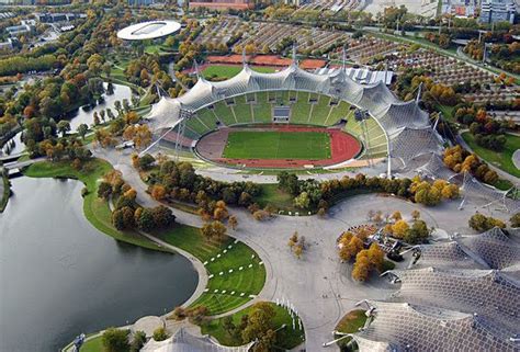 1564 votes and 68440 views on imgur: Live Football: TSV 1860 München - Olympiastadion