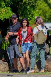 Rebecca hall as ilene andrews: Millie Bobby Brown - "Godzilla vs. Kong" Set in Oahu ...