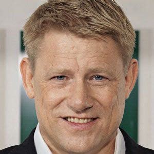 Find the perfect peter schmeichel kasper schmeichel stock photos and editorial news pictures from getty images. Peter Schmeichel - Bio, Facts, Family | Famous Birthdays