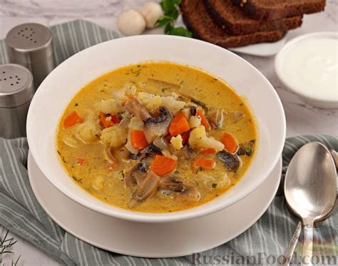 Рецепт: Суп с цветной капустой, грибами, рисом и сливками на ...