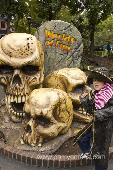 Worlds of fun promo code & deal last updated on july 22, 2021. 6 Worlds Of Fun Halloween Tips For Families - Oh My! Omaha