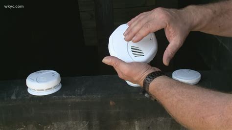 Our best recommendations with an overall rating! Which type of smoke detector is best for protecting your ...