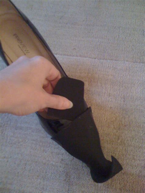 Goodwill shoe finds are perfect for this project! elle and kate: DIY ENTRY #30 Witch Shoes (props)
