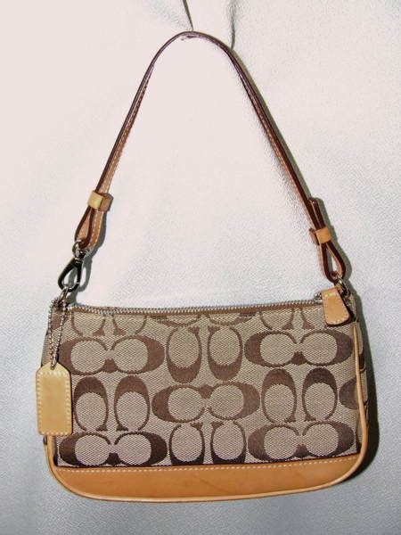 See more ideas about coach handbags, coach purses, coach. Free: Lot of 2 Coach Purses Handbags Hobo and Demi with ...