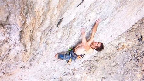 It's climbing mode, then relax mode, and then at the last knee bar to the crux you have to. Adam Ondra, tout prêt de réaliser le deuxième 9a+ flash de ...