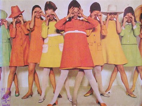 60s fashion Brazilian fashion magazine | 1960s fashion, 60s fashion, Retro fashion vintage