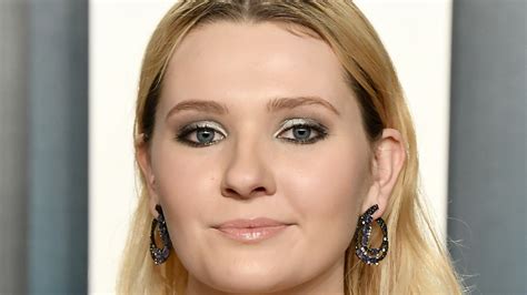 She is best known for her roles in signs, little miss sunshine (for which she became one of the youngest actresses ever to be nominated for an academy award when she was nominated for best supporting. Abigail Breslin Reveals Heartbreaking News About Her Father