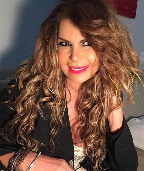 Elba ramalho tour dates 2020. ACONTECE: Elba Ramalho faz dois shows intimista no Recife