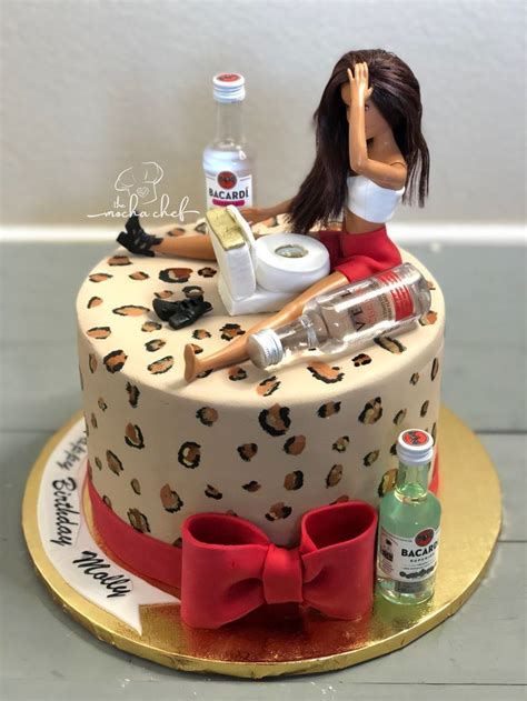 Opening the store, we will meet customers. Cake Barbie ivre - Nyáriii - #Barbie #cake #ivre #Nyáriii ...