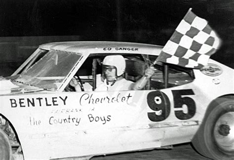 Find a sponsor for your rookie season. Midwest Racing Archives: 1976 - Sanger wins Mid-Season ...