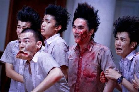 A group of student want to challenge themselves by entering the most haunted building of their school, which is forbidden. Make Me Shudder 1 2013 | Nick Kunatip Indonesia