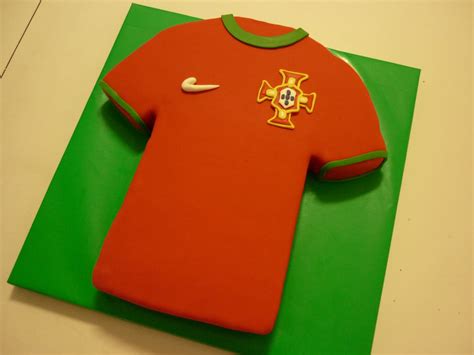 IdeiasDocinhas: Bolo Camisola Seleção Portuguesa Futebol