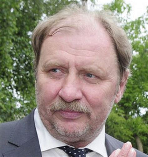 He is best known for playing the role of ferdynand kiepski in the tv series. Andrzej Grabowski się ożenił!