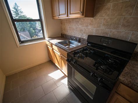 You searched for 3 bedroom rentals in north bridgeport. Two Bedroom Apartments | Stratford, Bridgeport & Fairfield ...