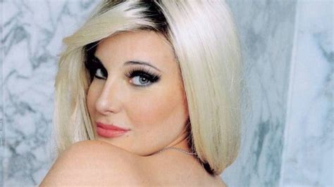 Charlotte caniggia es una de las jóvenes que mas repercusión tiene en sus redes sociales. Fotos de Famosos: junio 2012