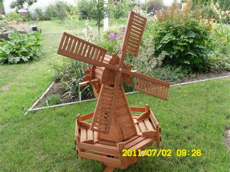 Holz wohnen garten kastanien und robinienholz holz wohnen garten de robiniepfähel kastanienpfähle und bongossipfähle werden von holz wohnen garten de angeboten diese holzp holz wohnen garten home facebook like comment share holz wohnen garten january 23 at 11 34 pm steigende frachtkosten. Massivholzmöbel u.Garten-Deko - Galerie