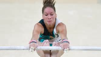 Az amerikai sunisa lee nyerte a női tornászok egyéni összetettjének döntőjét a tokiói olimpián, miután 57.433 ponttal zárt. Kovács Zsófia egyelőre tizedik az összetett selejtezőben ...