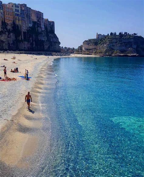 38° 41' 0 north, 15° 54' 0 east. 📷 @roberto_lorenzo_photography 📍#Tropea ⠀ La sua ...