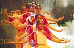 Silambam dan tarian tradisional kaum india di program perpaduan 1malaysia smk bandar banting (25 januari 2017). TRADISIONAL-1984: TARIAN INDIA