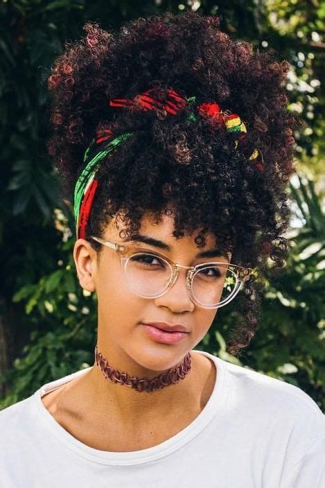 It's all in the cut. Proof That Curly Hair Girls Can Wear Bangs Too | Curly ...