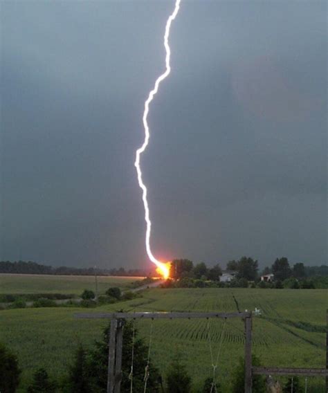 The child was injured on a playing field in the common edge road area of blackpool shortly after 17:00 bst when a thunderstorm hit the lancashire town. 17 Year Old Girl Struck by Lightning While Masturbating ...